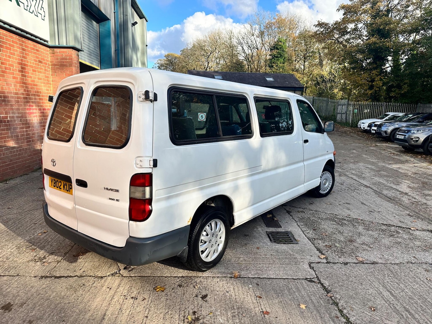 Used Toyota HiAce 2002 for sale - 76349157: Photo 6