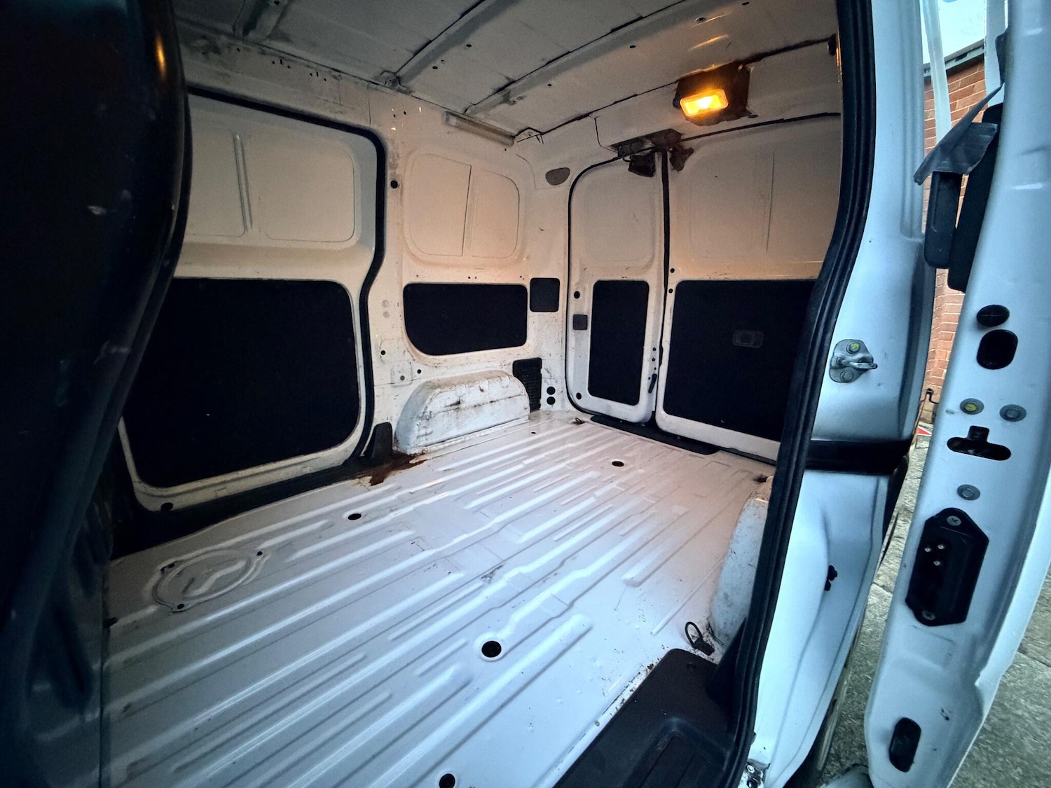 Used Nissan NV200 2014 for sale - 76913949: Photo 44