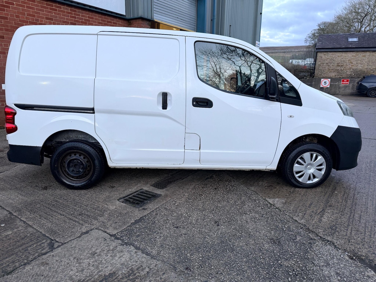 Used Nissan NV200 2014 for sale - 76913949: Photo 6