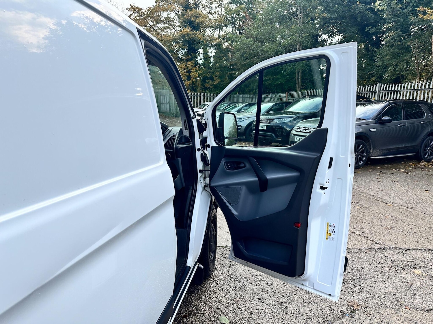 Used Ford Transit Custom 2016 for sale - 76349541: Photo 24