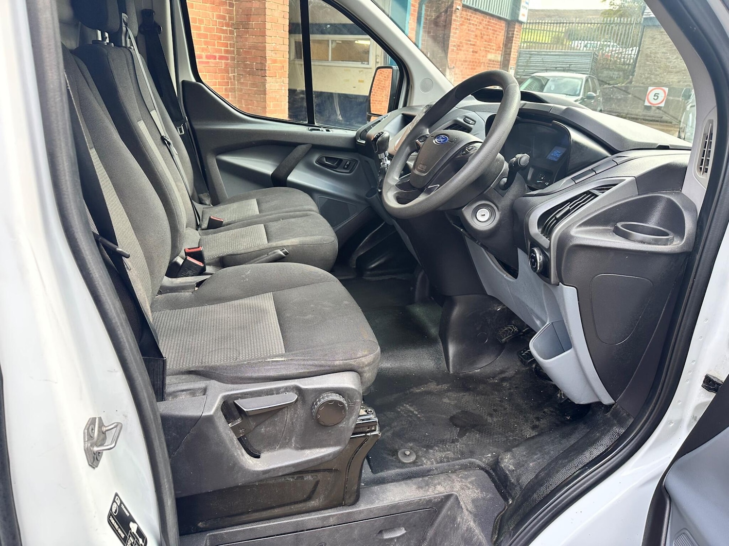 Used Ford Transit Custom 2016 for sale - 76349541: Photo 26