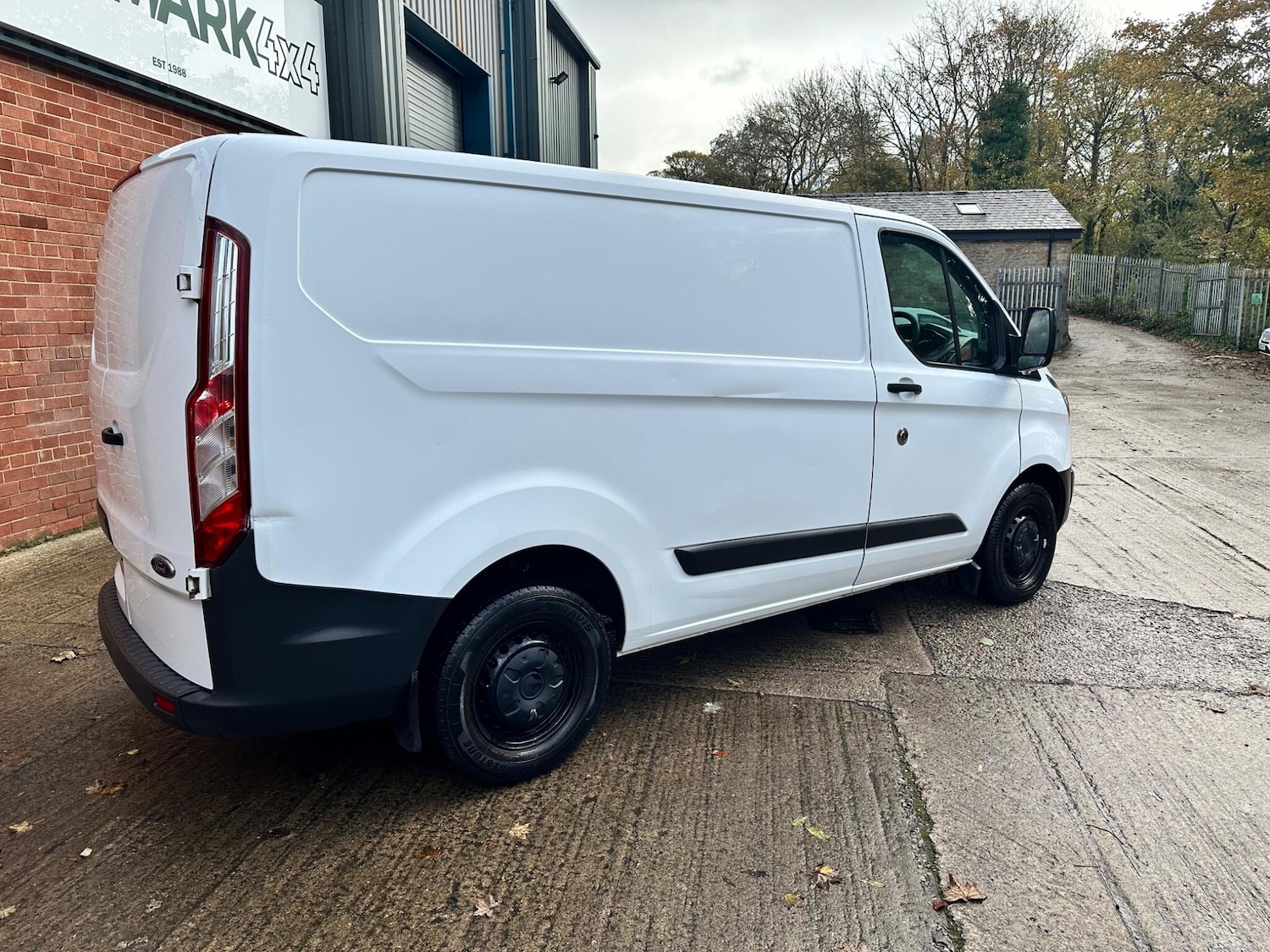 Used Ford Transit Custom 2016 for sale - 76349541: Photo 7