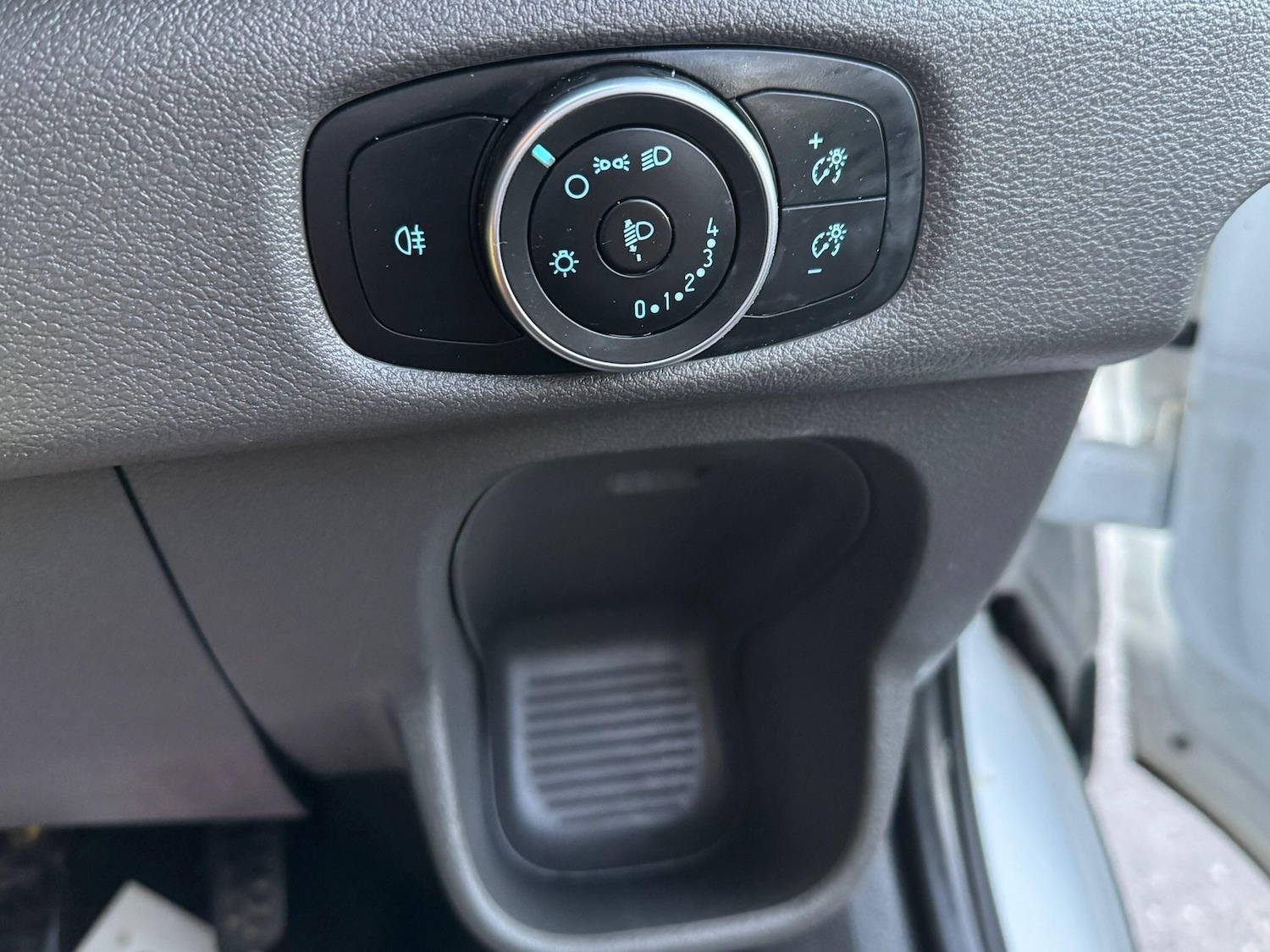 Used Ford Transit 2020 for sale - 77163208: Photo 28