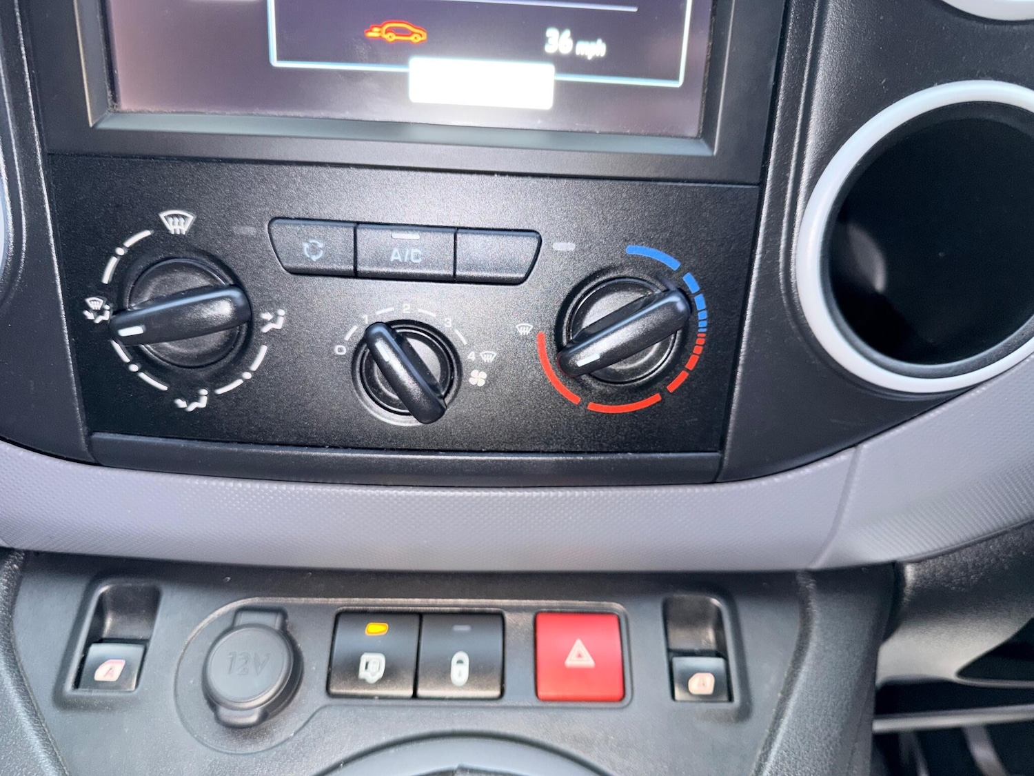 Used Citroen Berlingo 2017 for sale - 77109702: Photo 25