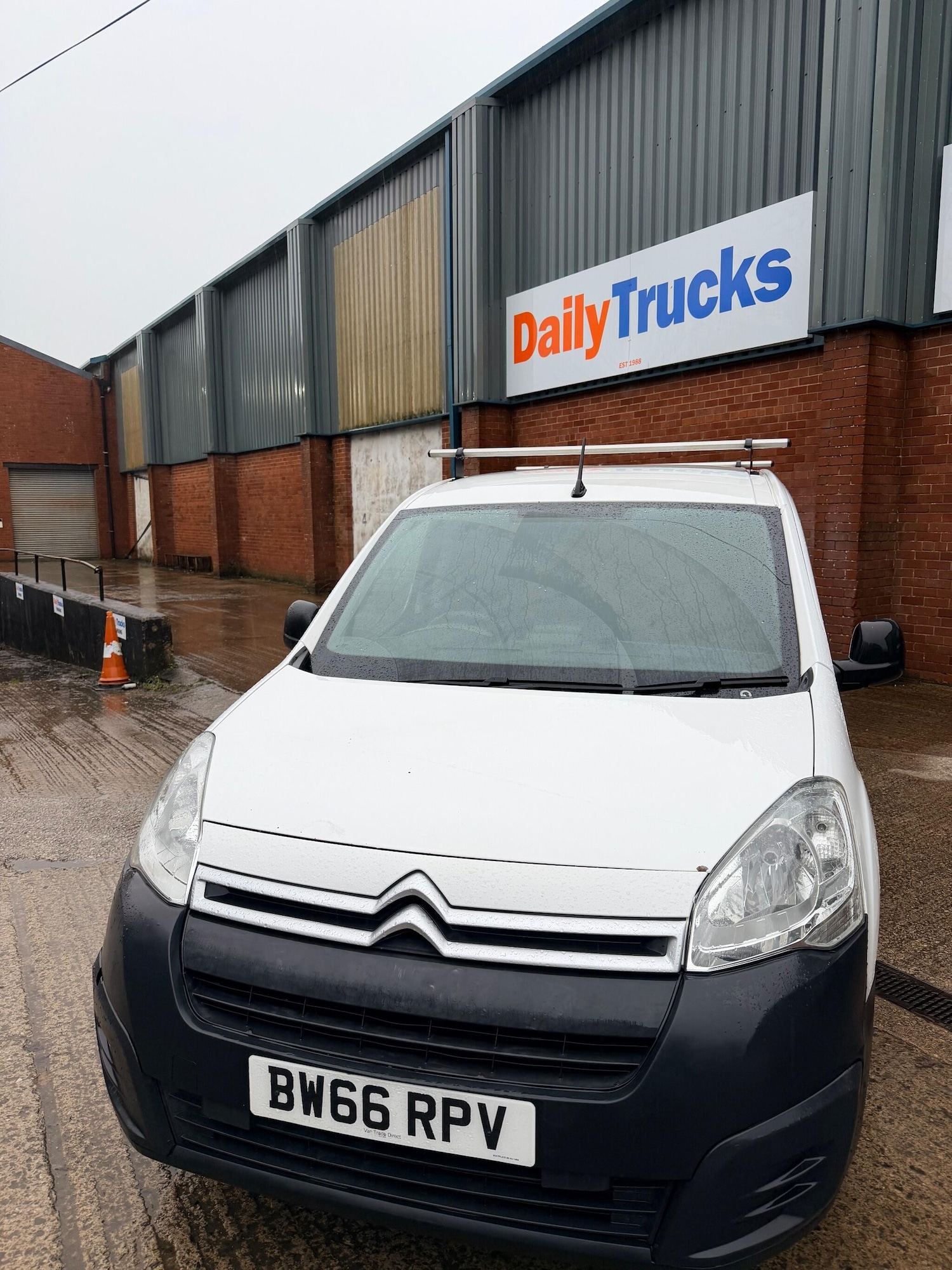Used Citroen Berlingo 2017 for sale - 77109702: Photo 4