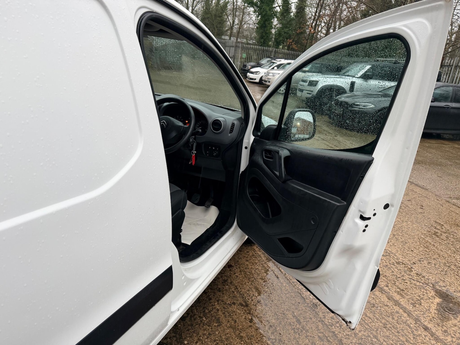 Used Citroen Berlingo 2017 for sale - 77109702: Photo 42