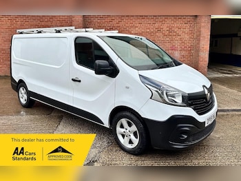 Renault Trafic feature image