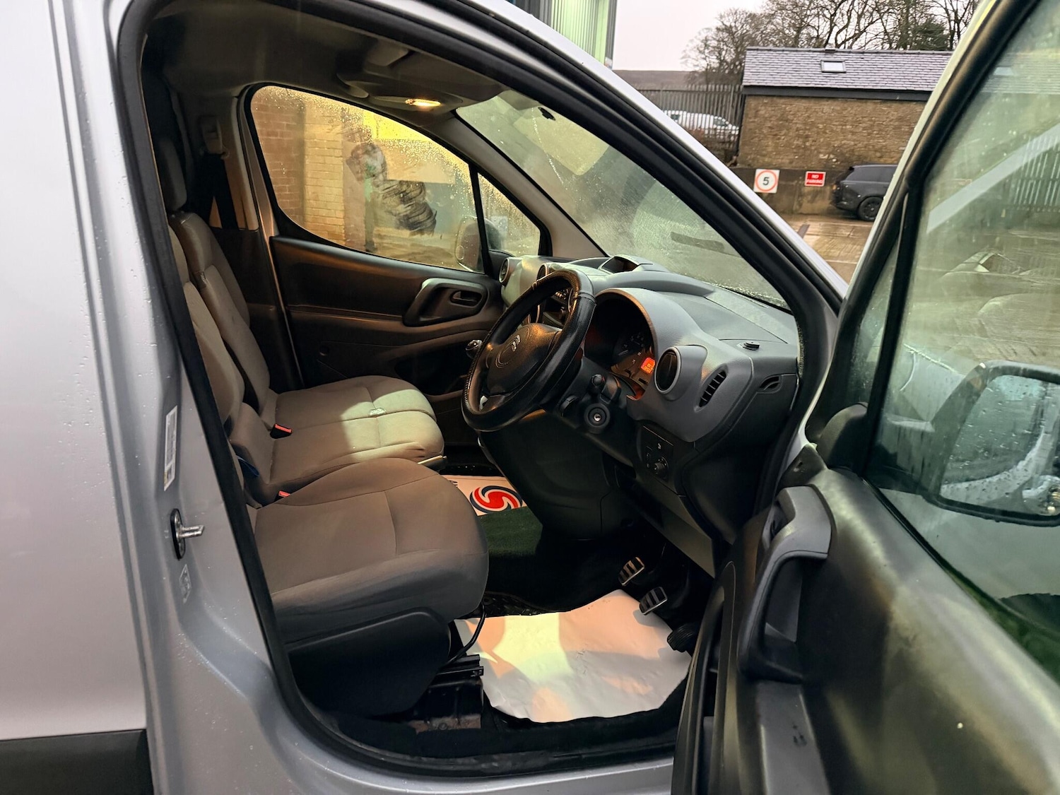 Used Citroen Berlingo 2013 for sale - 77081509: Photo 29