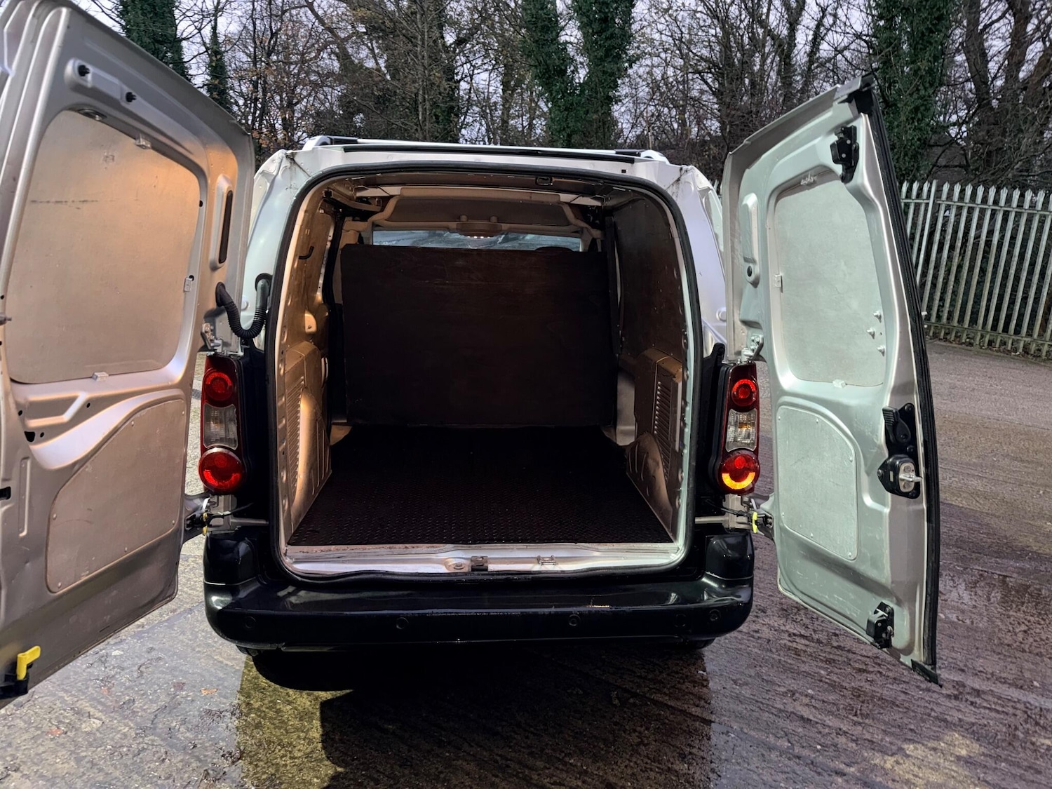 Used Citroen Berlingo 2013 for sale - 77081509: Photo 33