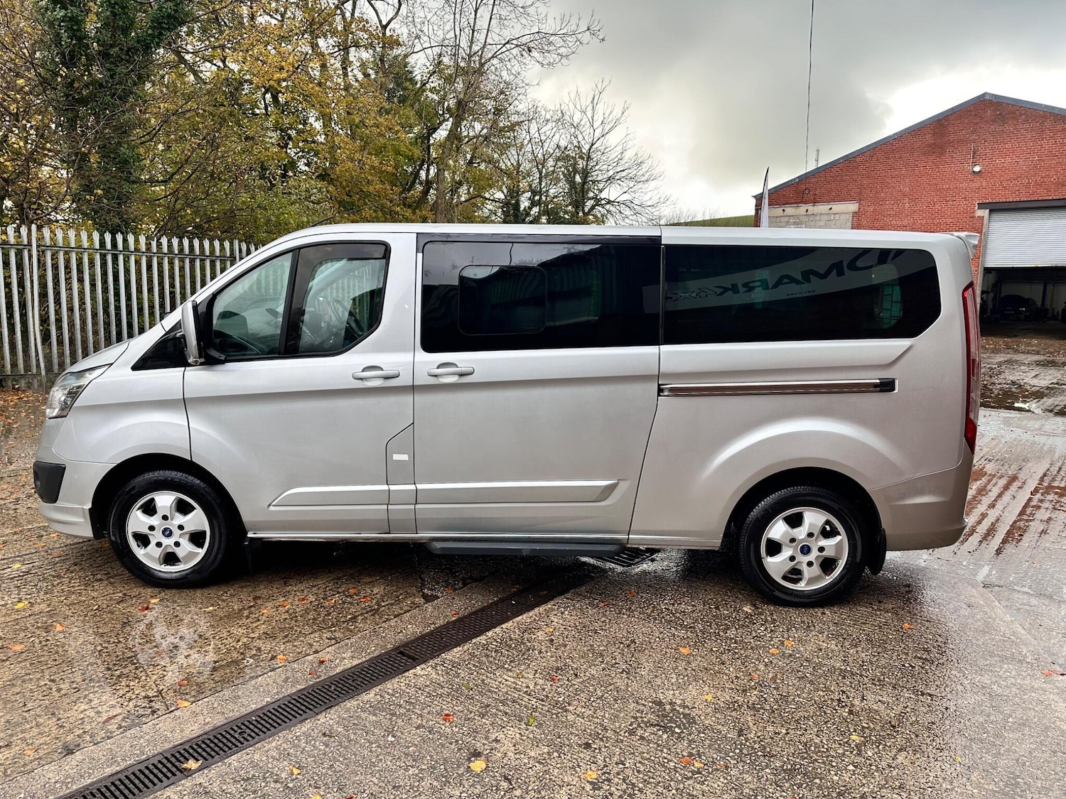 Used Ford Tourneo Custom 2015 for sale - 76440323: Photo 14