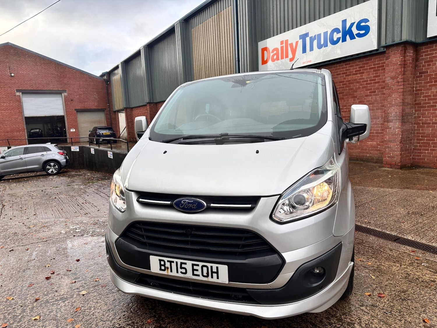 Used Ford Tourneo Custom 2015 for sale - 76440323: Photo 16