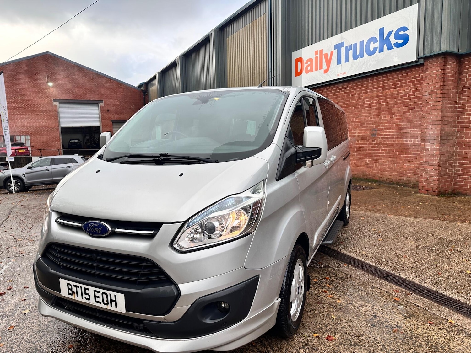 Used Ford Tourneo Custom 2015 for sale - 76440323: Photo 17