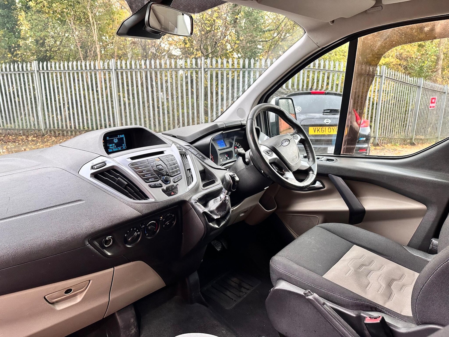 Used Ford Tourneo Custom 2015 for sale - 76440323: Photo 25