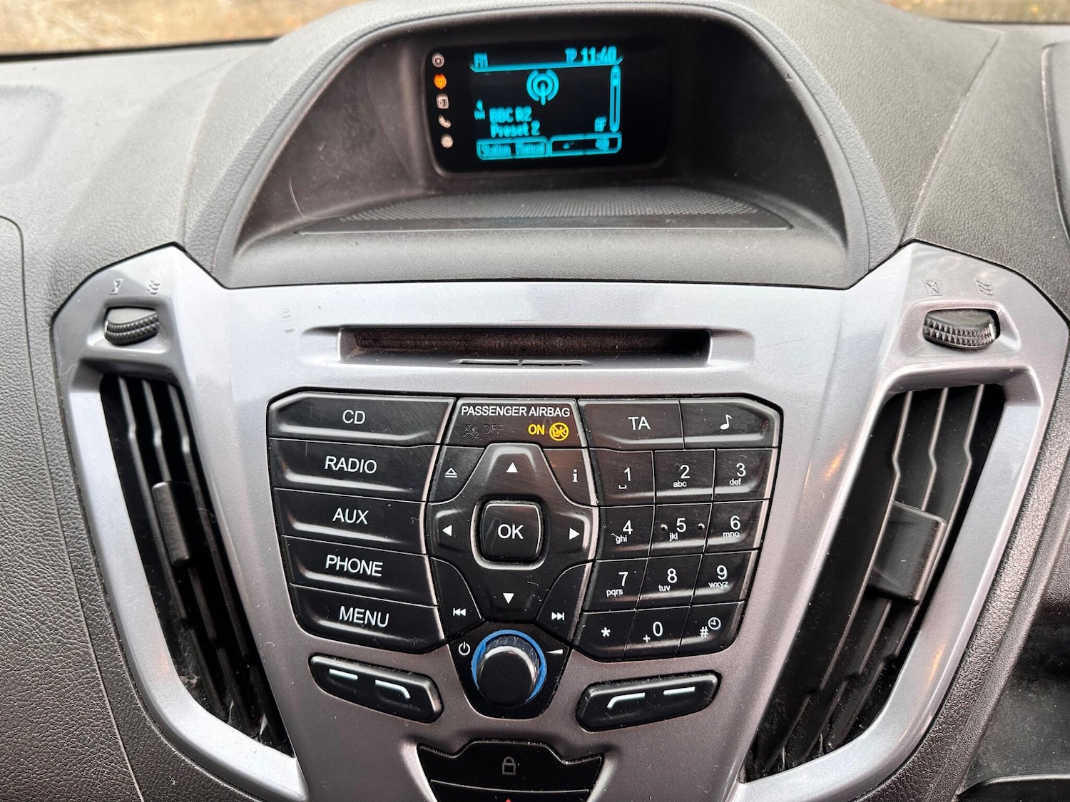 Used Ford Tourneo Custom 2015 for sale - 76440323: Photo 32