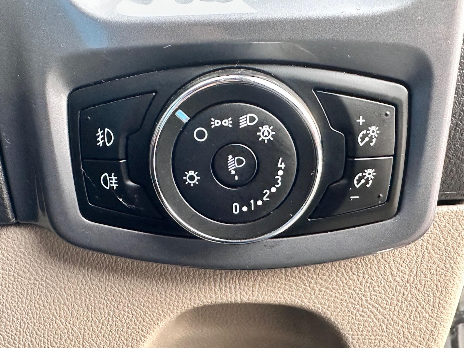 Used Ford Tourneo Custom 2015 for sale - 76440323: Photo 35