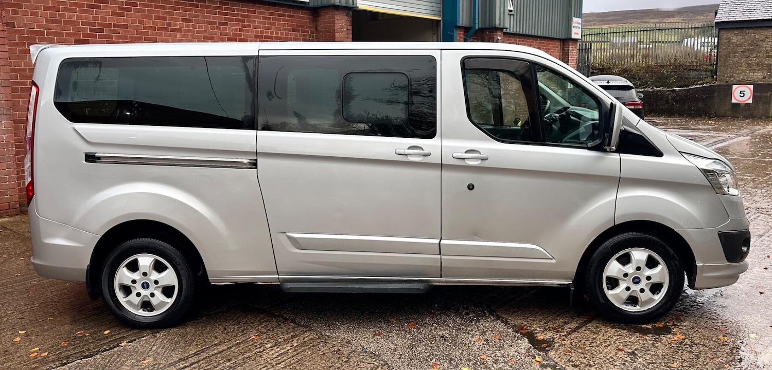 Used Ford Tourneo Custom 2015 for sale - 76440323: Photo 6