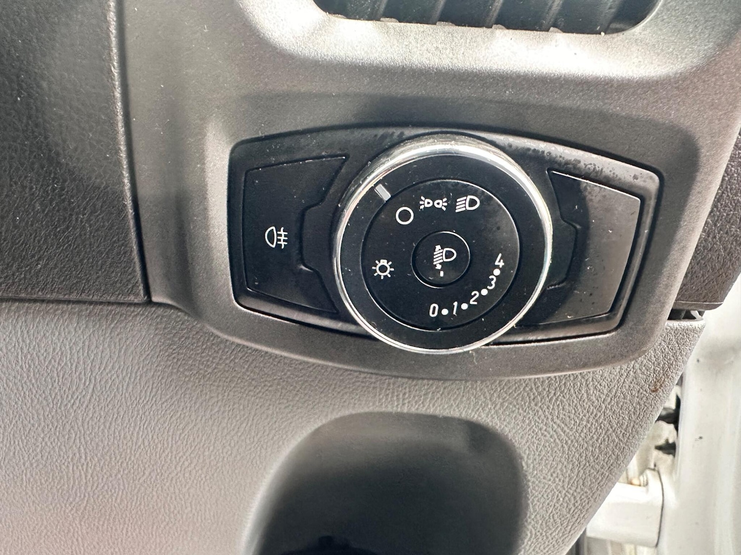 Used Ford Transit Custom 2017 for sale - 77242728: Photo 36