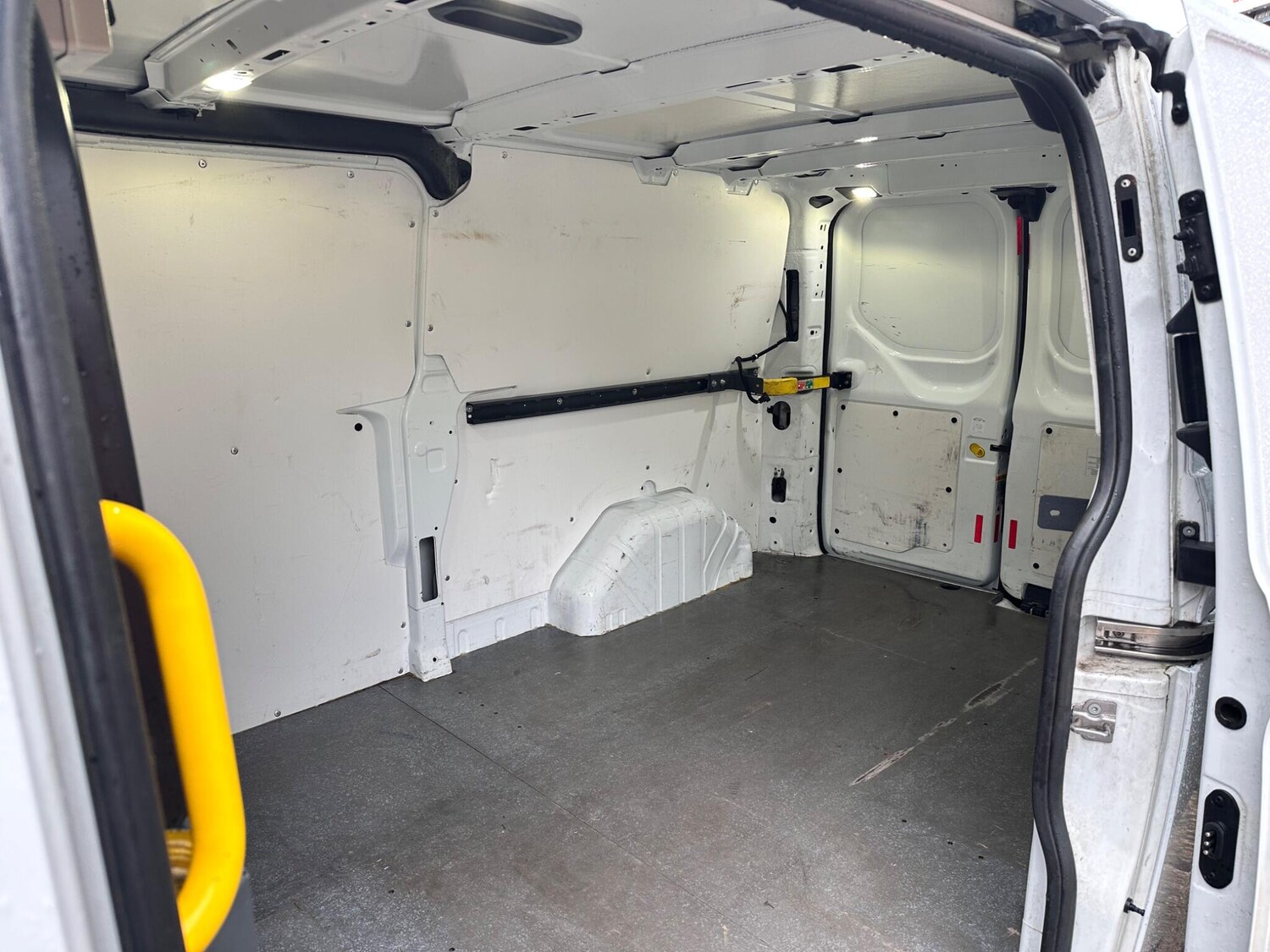 Used Ford Transit Custom 2017 for sale - 77242728: Photo 47