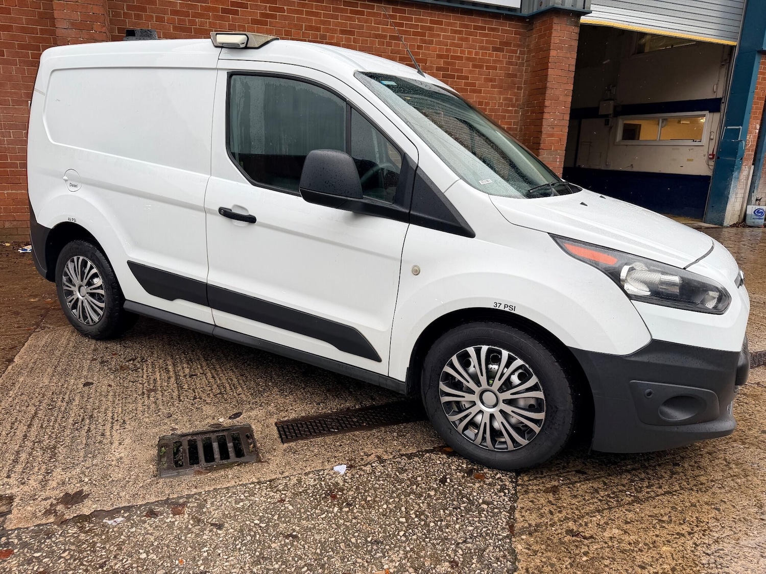 Used Ford Transit Connect 2017 for sale - 77016787: Photo 4