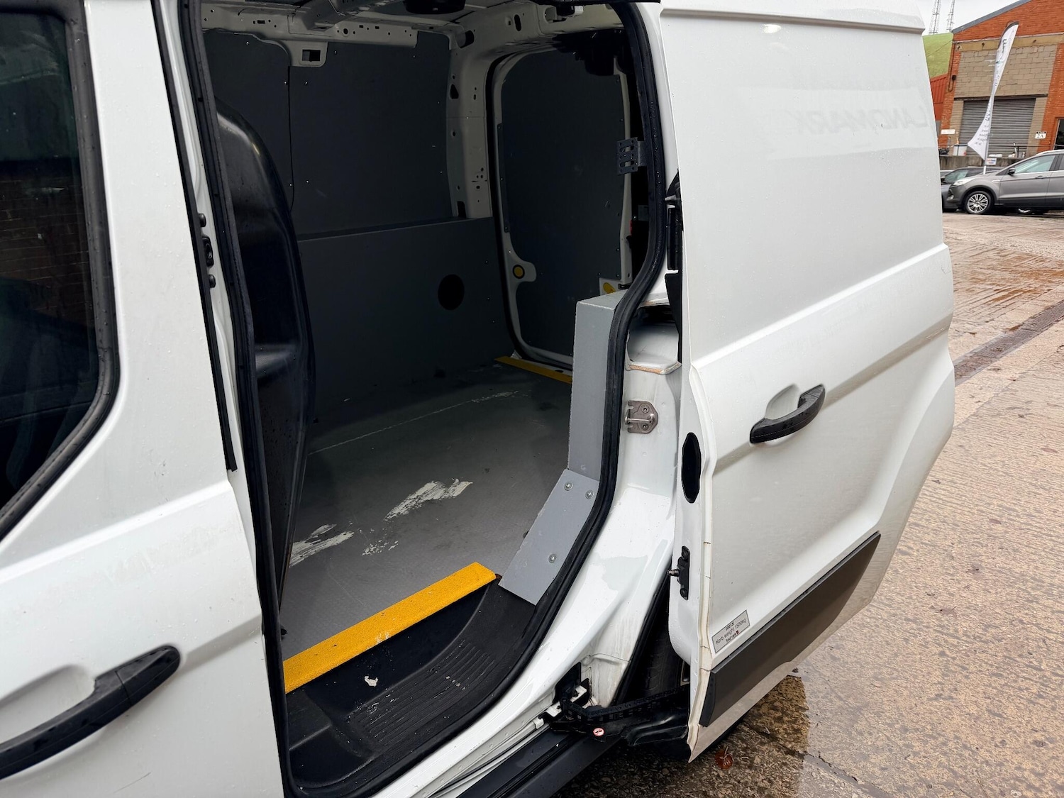 Used Ford Transit Connect 2017 for sale - 77016787: Photo 42