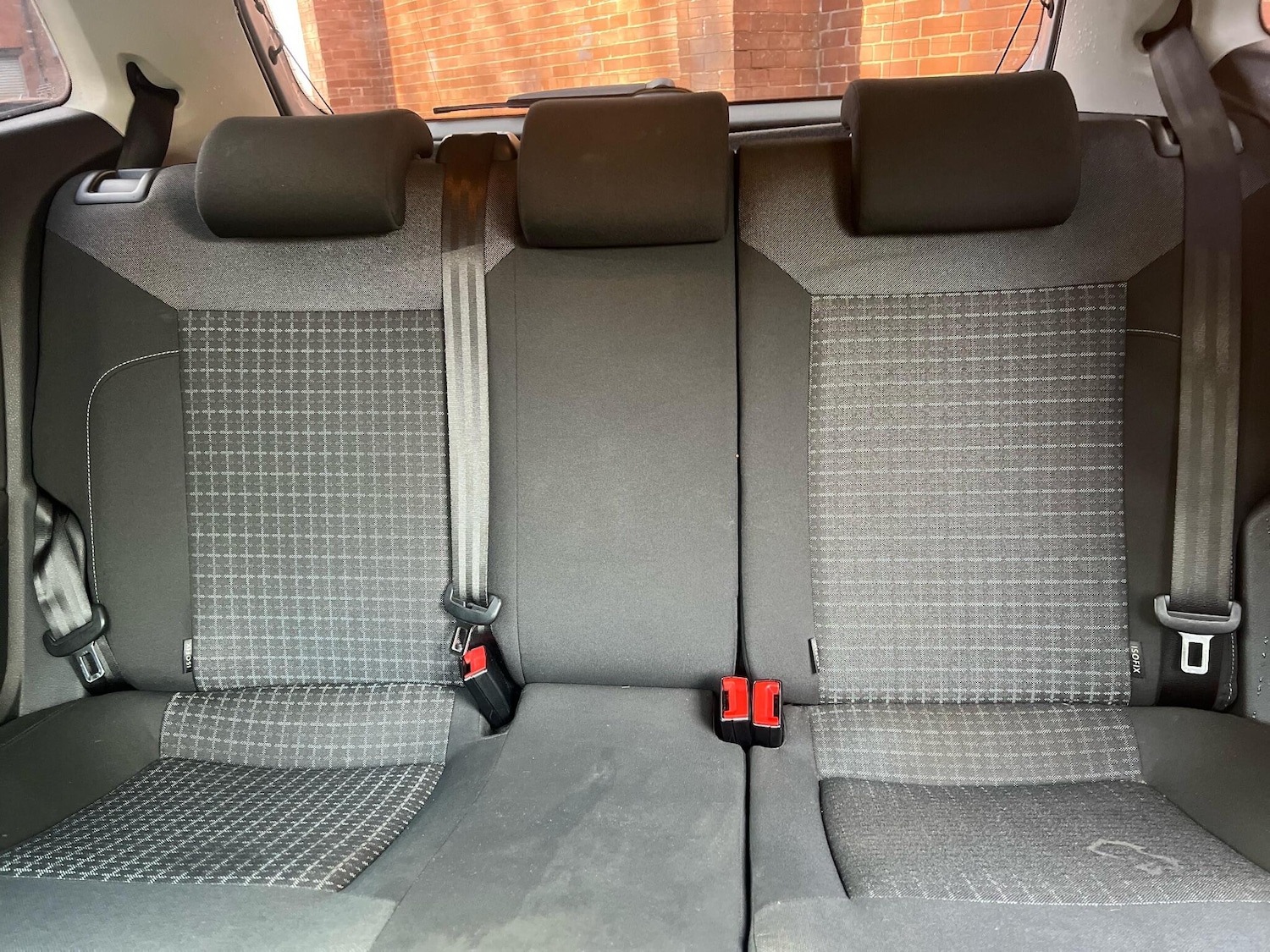 Used Volkswagen Polo 2015 for sale - 76388960: Photo 17