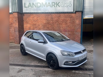 2015 (64) - 1.0 SE 3dr