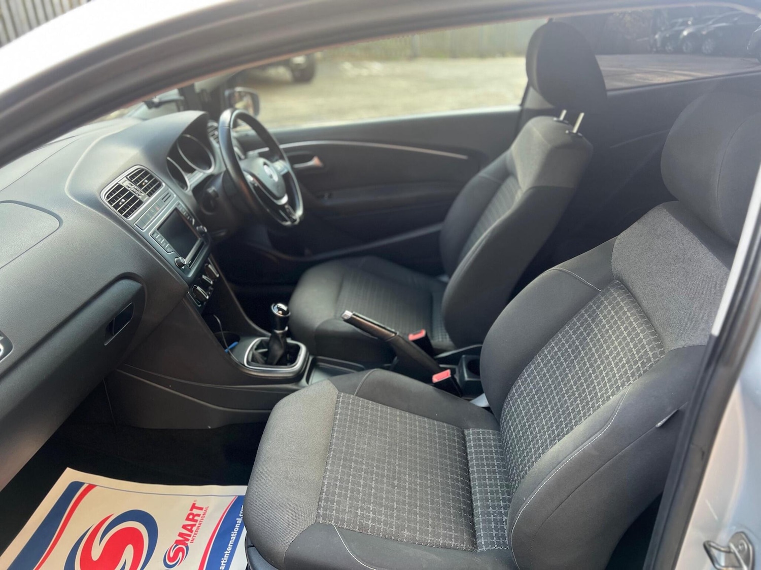 Used Volkswagen Polo 2015 for sale - 76388960: Photo 42