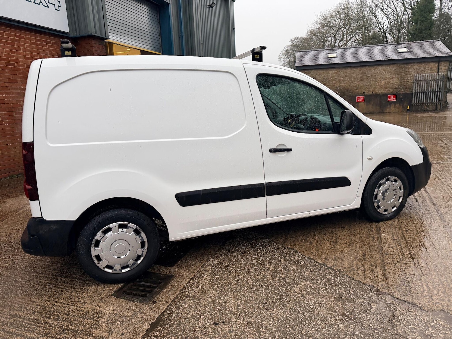 Used Citroen Berlingo 2017 for sale - 77396170: Photo 18