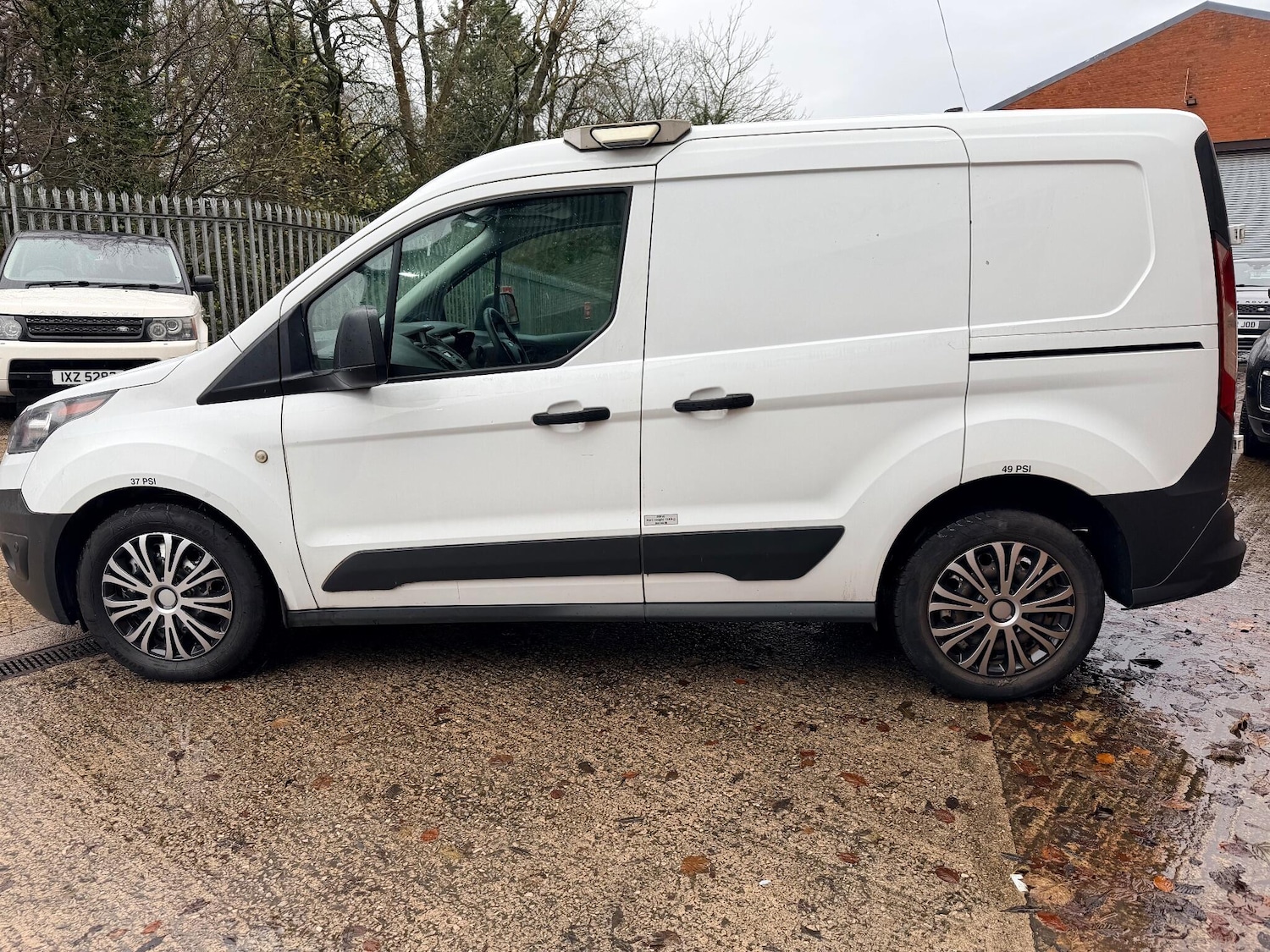 Used Ford Transit Connect 2017 for sale - 76584727: Photo 13