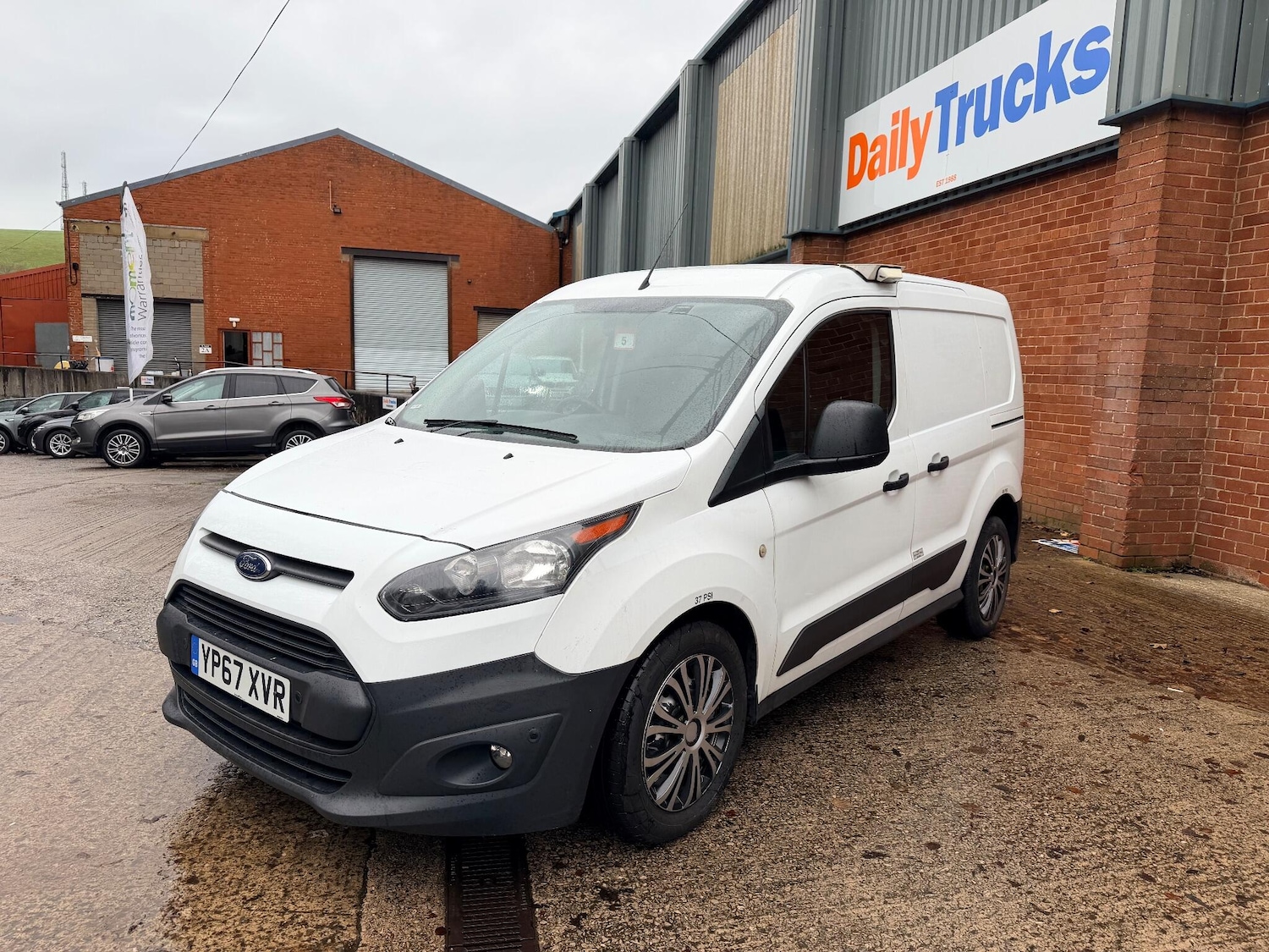 Used Ford Transit Connect 2017 for sale - 76584727: Photo 18