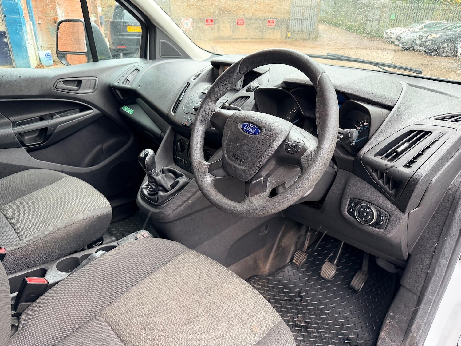 Used Ford Transit Connect 2017 for sale - 76584727: Photo 27