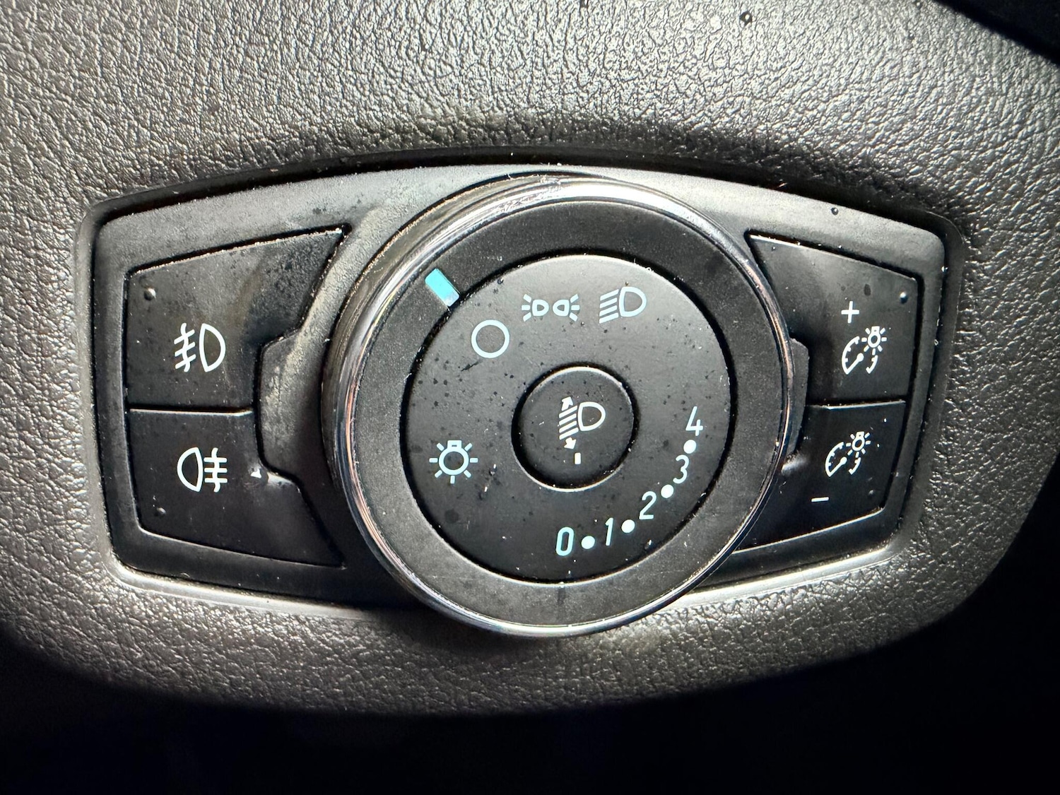 Used Ford Transit Connect 2017 for sale - 76584727: Photo 35