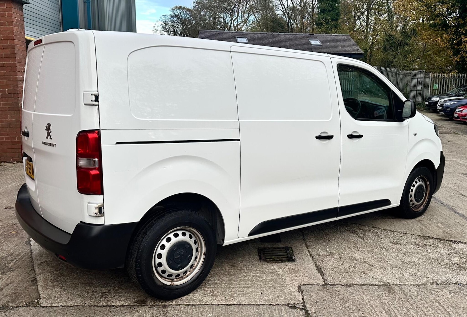 Used Peugeot Expert 2020 for sale - 76657557: Photo 10