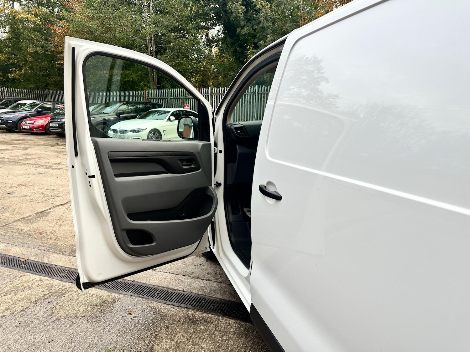 Used Peugeot Expert 2020 for sale - 76657557: Photo 27