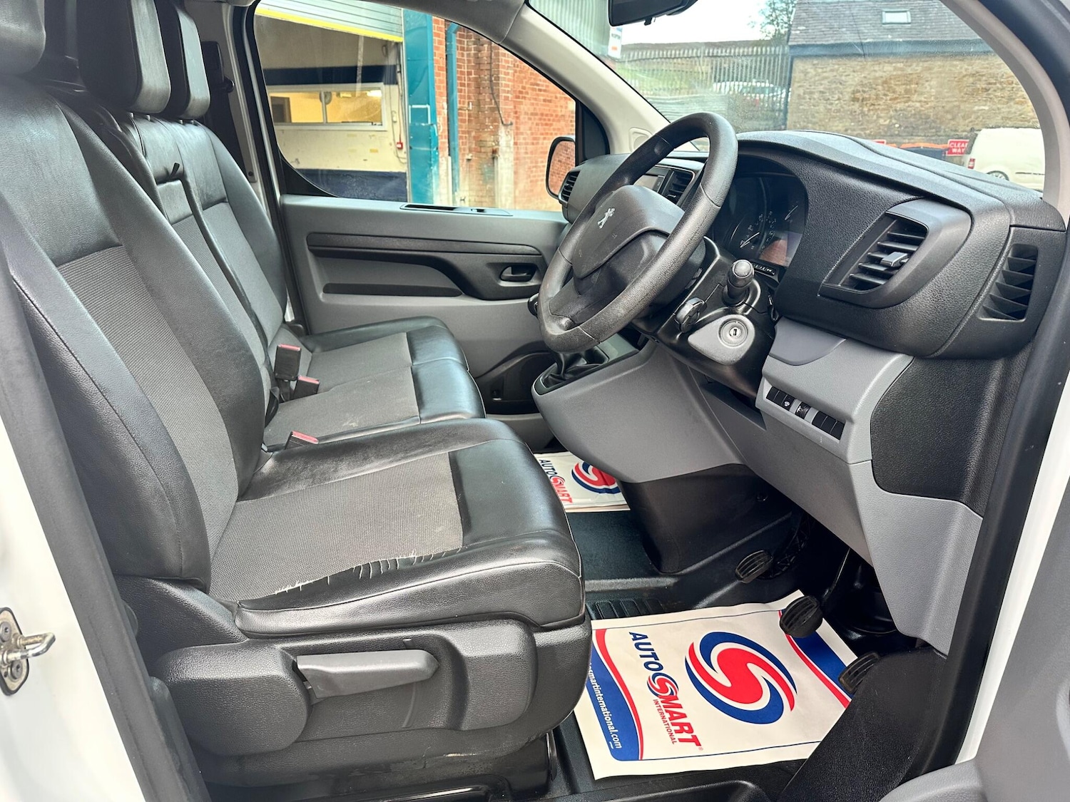 Used Peugeot Expert 2020 for sale - 76657557: Photo 31