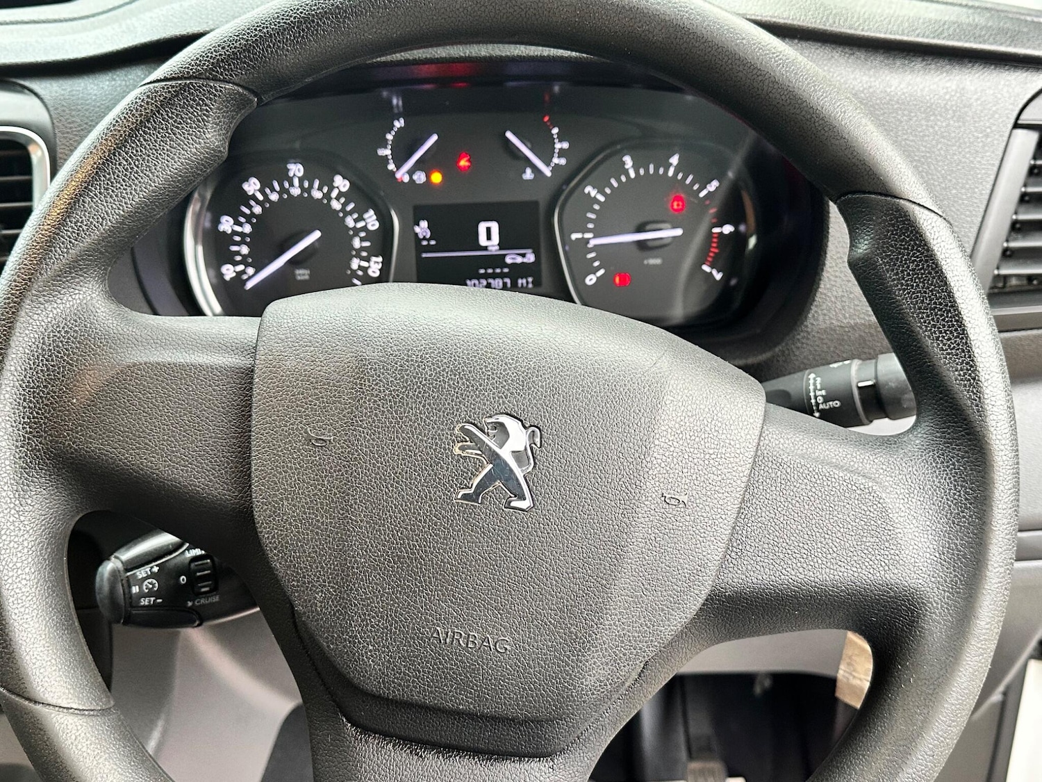 Used Peugeot Expert 2020 for sale - 76657557: Photo 42