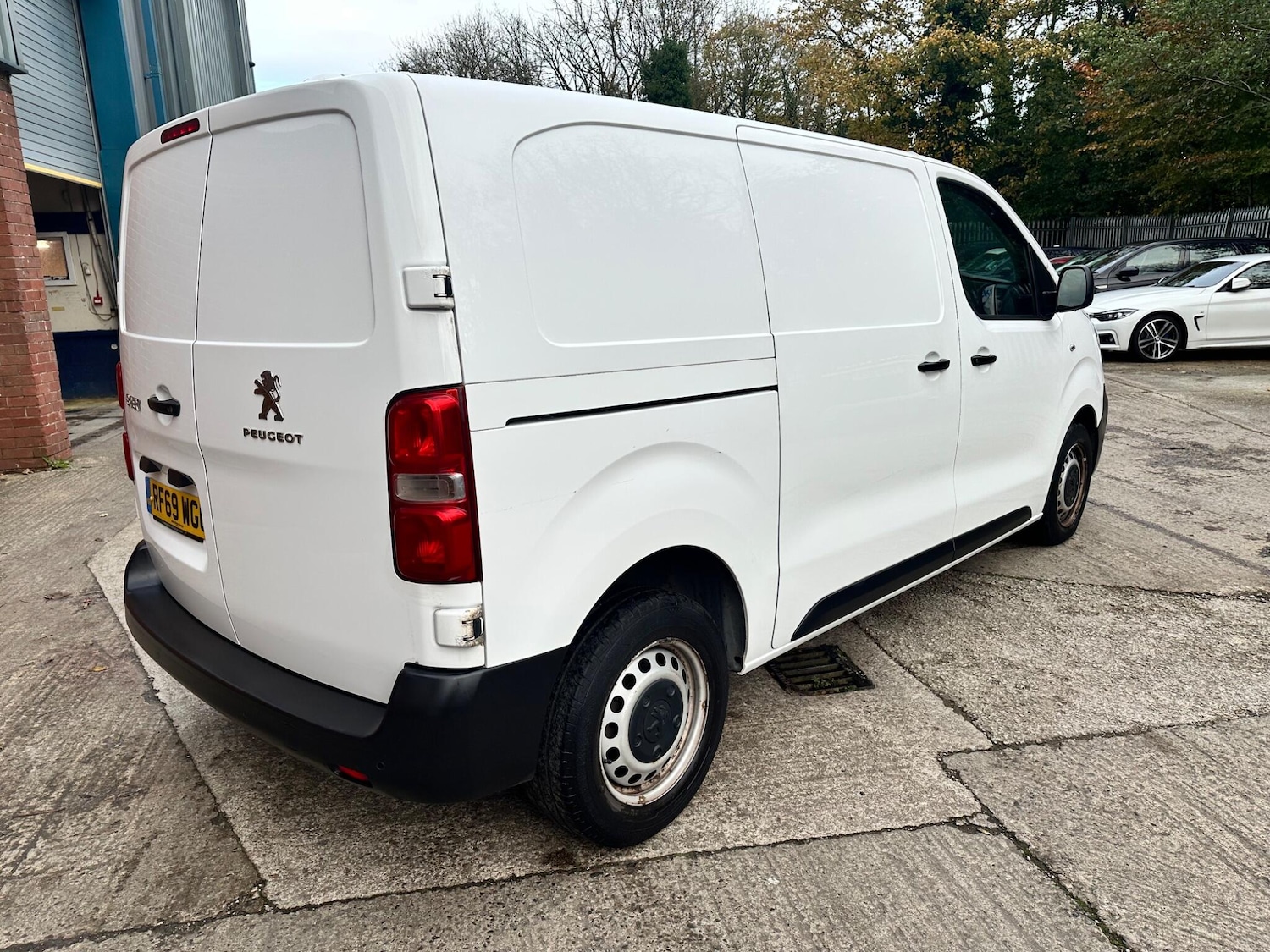 Used Peugeot Expert 2020 for sale - 76657557: Photo 9