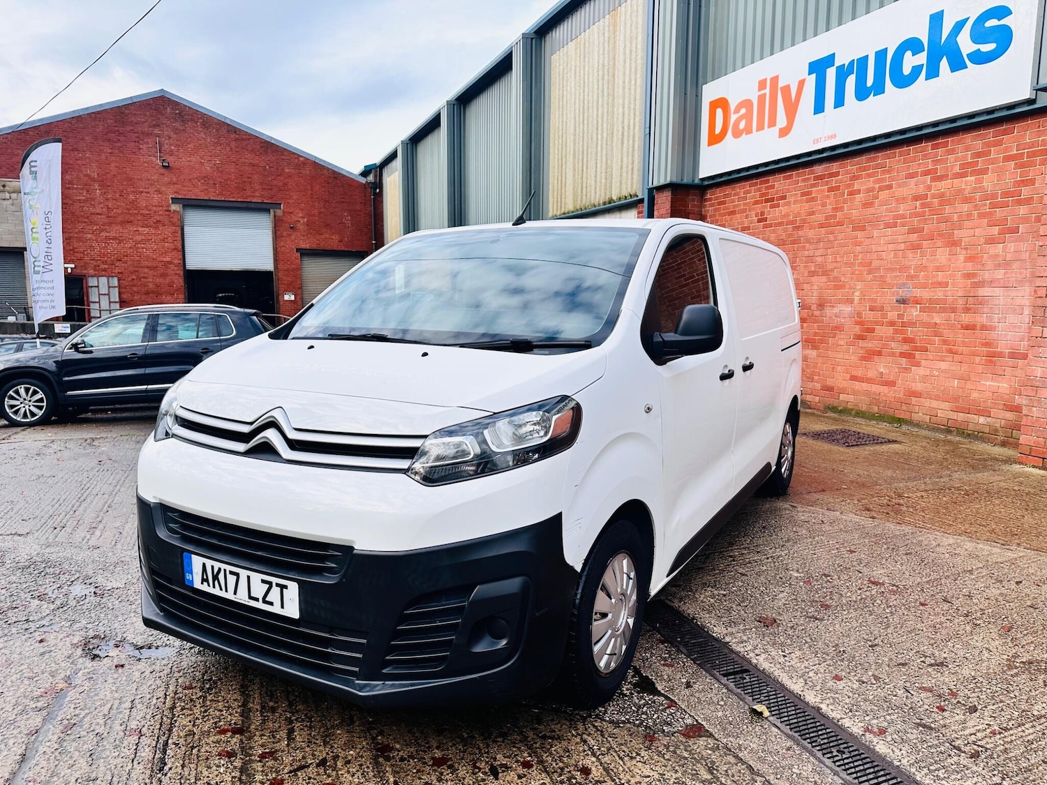 Used Citroen Dispatch 2017 for sale - 76484648: Photo 14