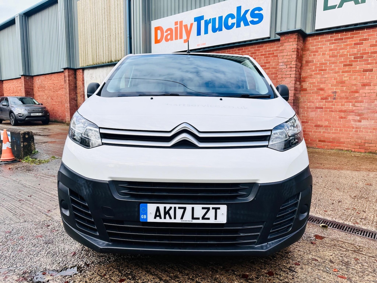 Used Citroen Dispatch 2017 for sale - 76484648: Photo 20