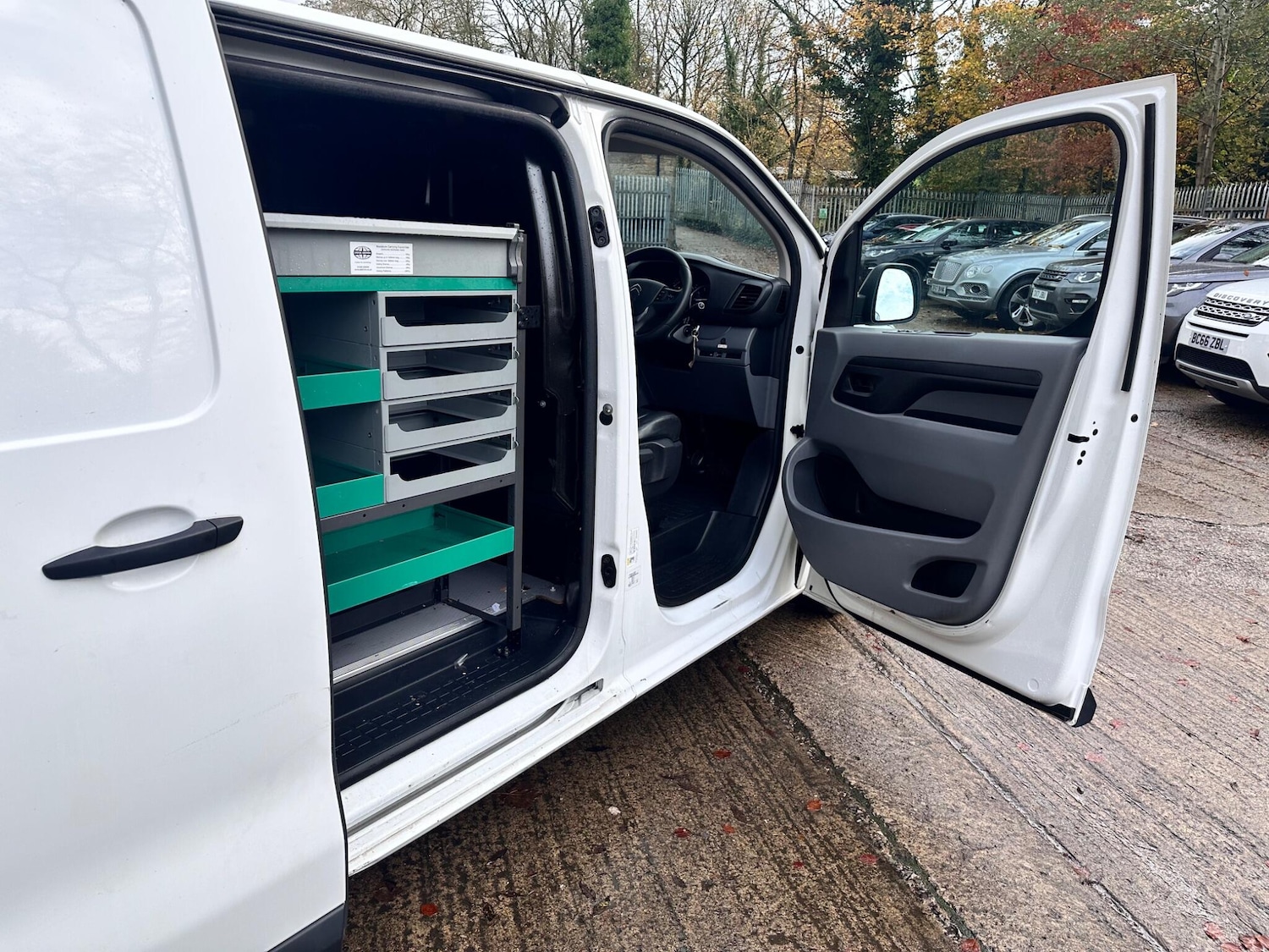 Used Citroen Dispatch 2017 for sale - 76484648: Photo 43