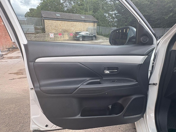 Used Mitsubishi Outlander 2014 for sale - 76270181: Photo 21