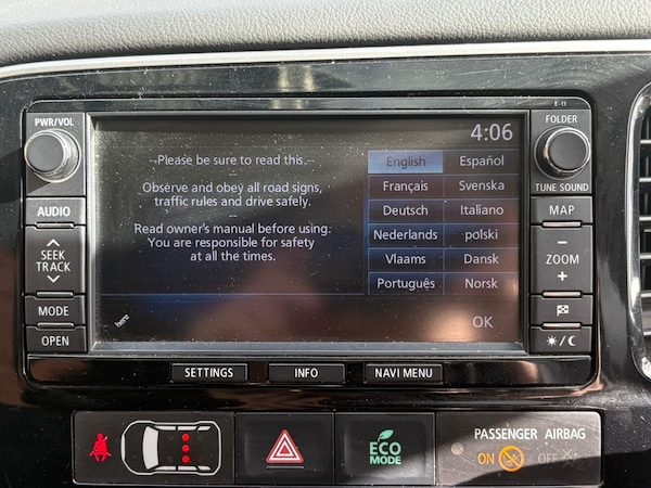 Used Mitsubishi Outlander 2014 for sale - 76270181: Photo 23