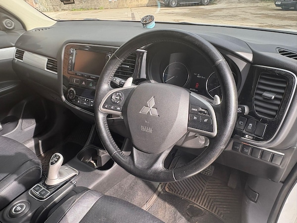 Used Mitsubishi Outlander 2014 for sale - 76270181: Photo 31