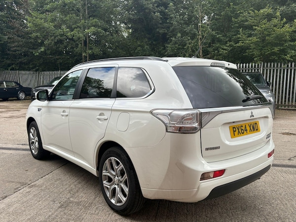 Used Mitsubishi Outlander 2014 for sale - 76270181: Photo 8