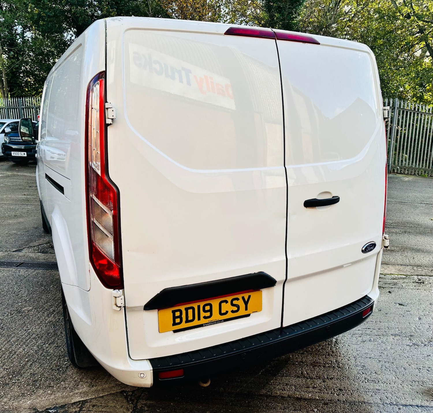 Used Ford Transit Custom 2019 for sale - 76398190: Photo 10