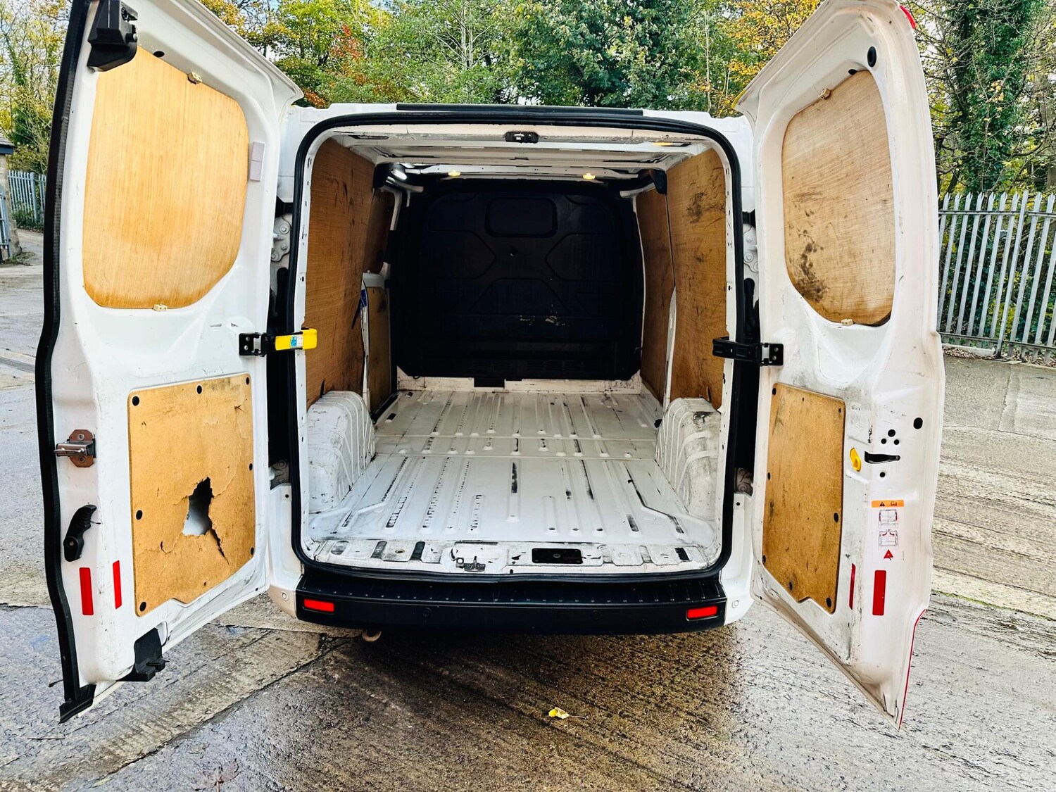 Used Ford Transit Custom 2019 for sale - 76398190: Photo 41