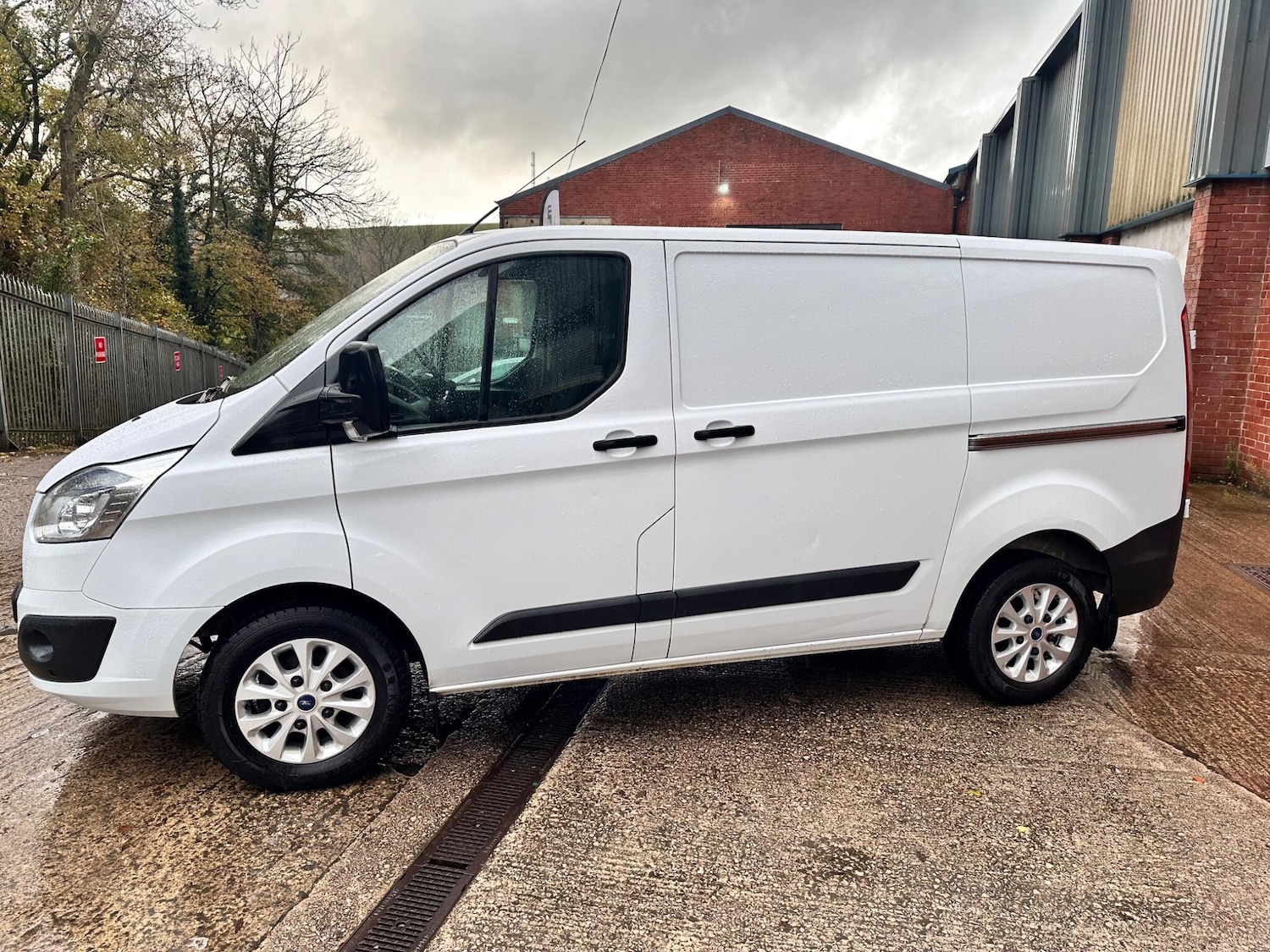 Used Ford Transit Custom 2014 for sale - 76432868: Photo 18