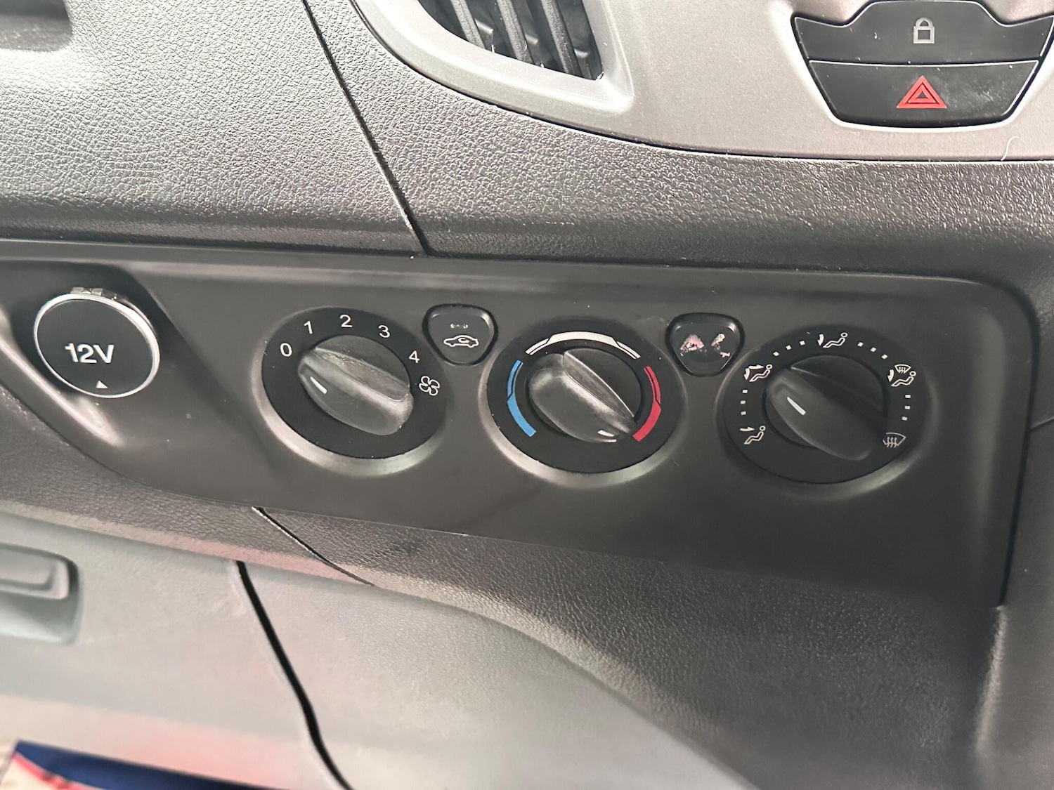 Used Ford Transit Custom 2014 for sale - 76432868: Photo 32