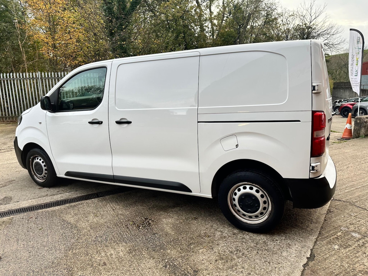 Used Peugeot Expert 2020 for sale - 76388350: Photo 14