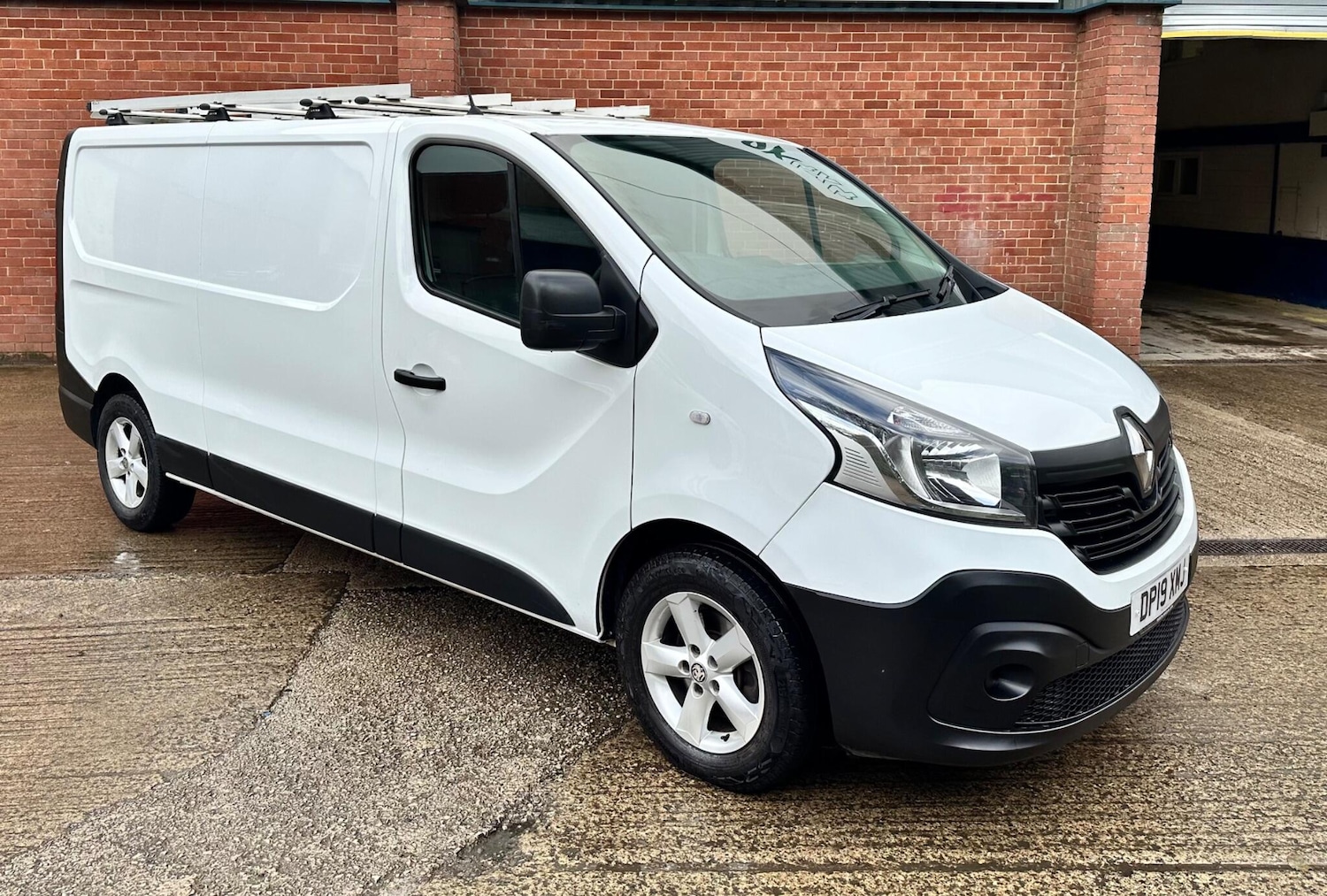 Used Renault Trafic 2019 for sale - 76408585: Photo 1
